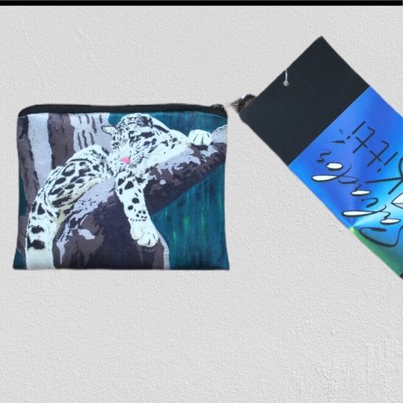Accessories - Coin purse cat cheetah NWT